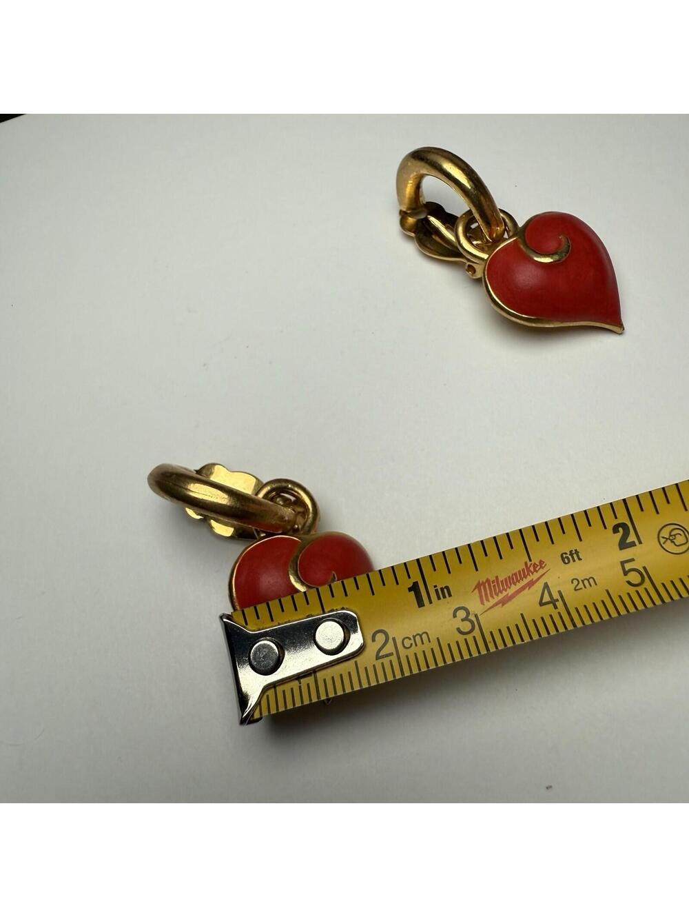 Edgar Berebi Red Matte Enamel Heart Dangle Hoop Earrings Clip-on Gold Tone - Picture 7 of 12